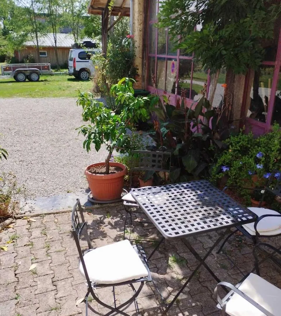 Gite Perissee, Le Petit Gite Libaros 0*,  France