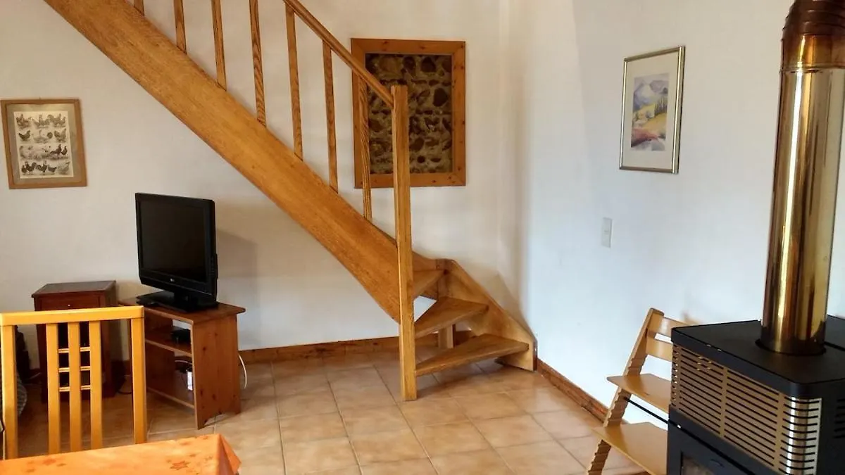 Apartment Gite Perissee, Le Petit Gite Libaros