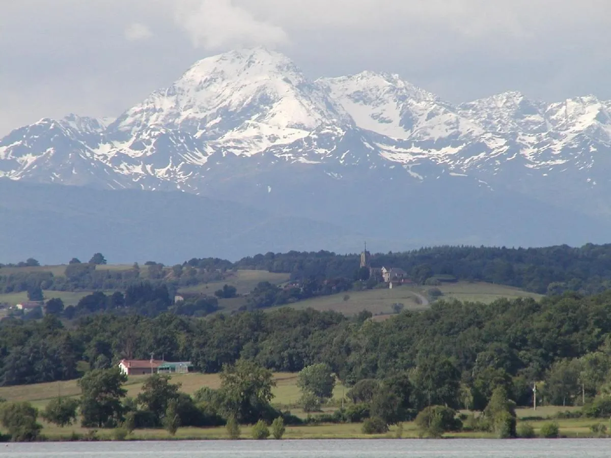 Apartment Gite Perissee, Le Petit Gite Libaros France